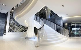 Dorsett Tsuen Wan, Hong Kong